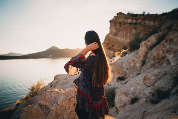 comment se rapprocher de son crush quand on est timide et indécis