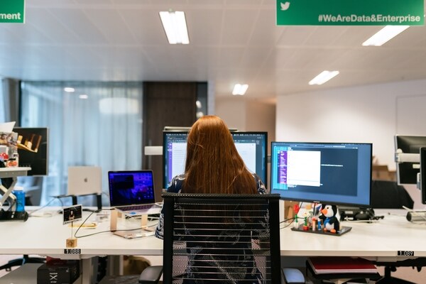 comment draguer au travail drague au bureau