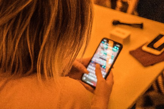 comment décoder les sms des femmes merciiii signification