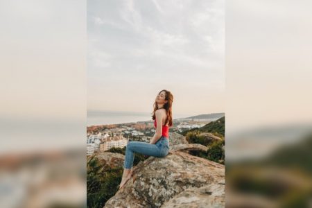 Comment savoir si une femme se moque de vous [15 signaux !]