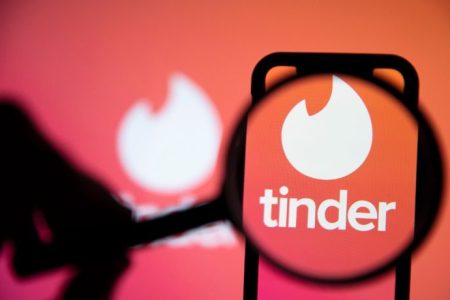 Comment voir les likes sur Tinder : 3 méthodes (2 gratuites)